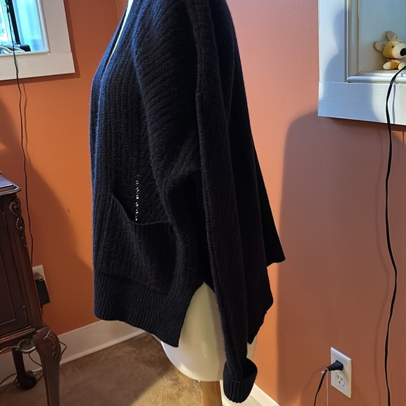 360 Cashmere Sweater - Picture 2 of 6